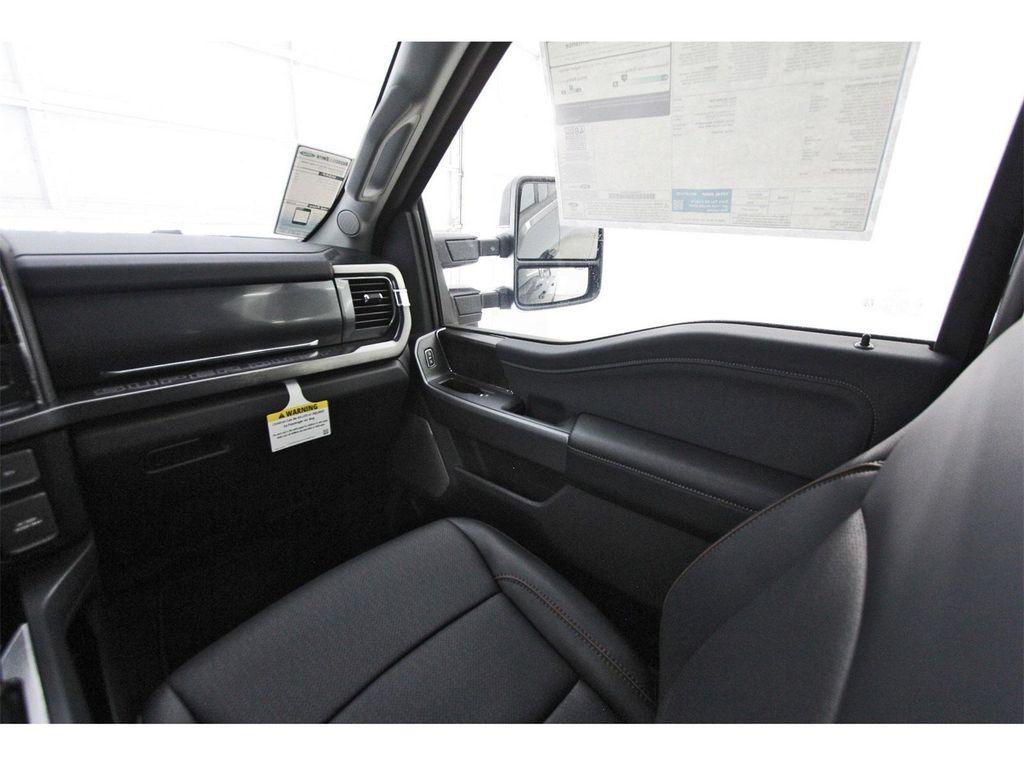 new 2025 Ford F-350 car, priced at $85,731