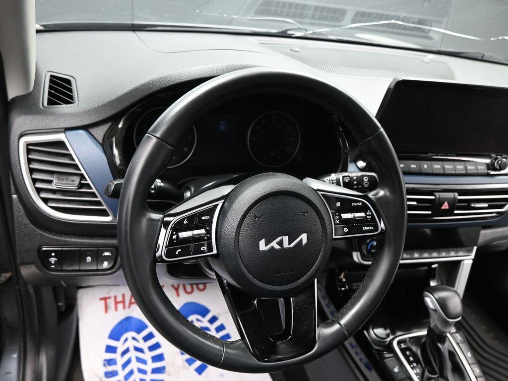 used 2022 Kia Seltos car, priced at $18,974