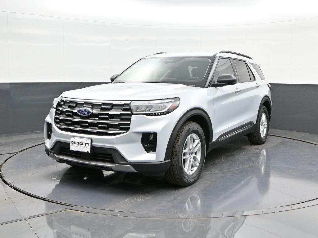 new 2025 Ford Explorer car, priced at $39,193
