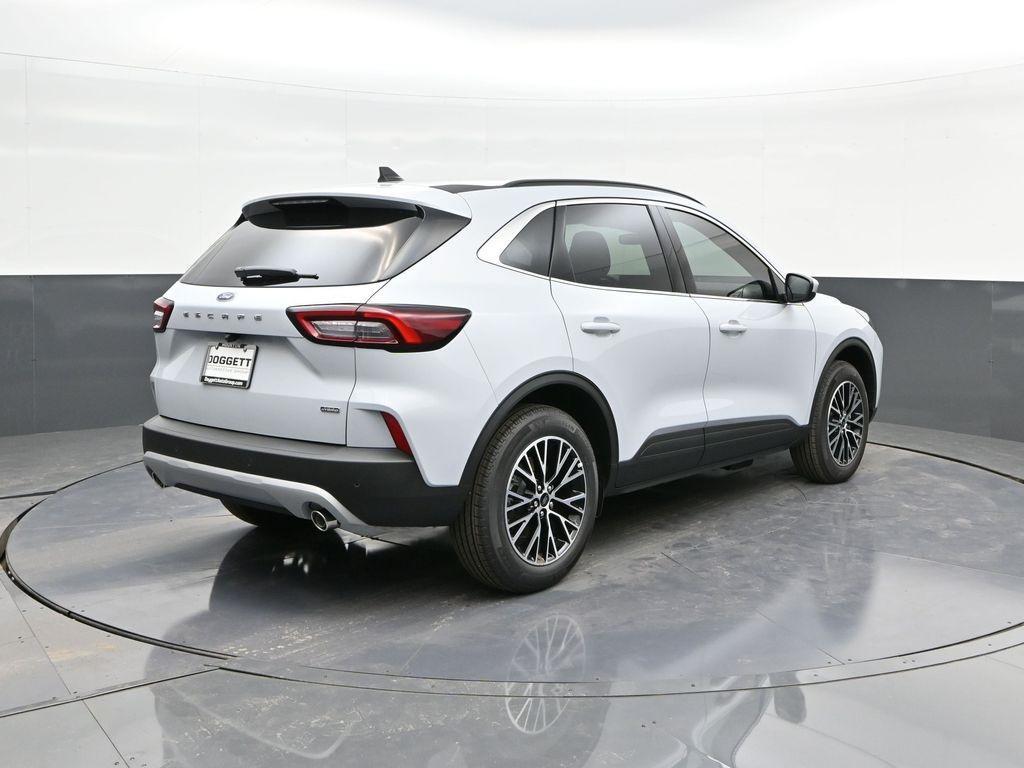 new 2025 Ford Escape PHEV car, priced at $25,505