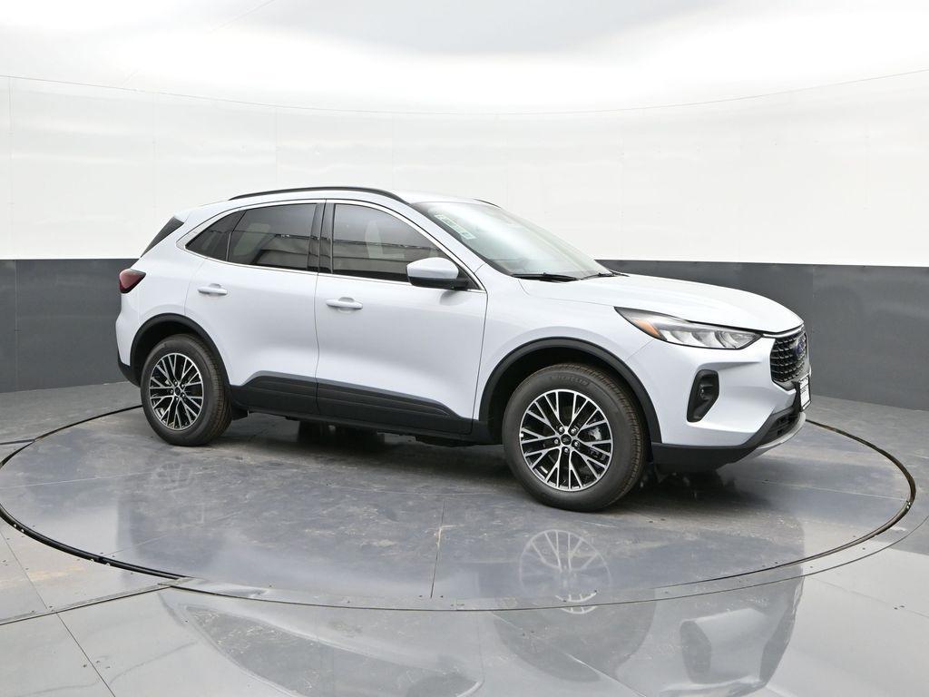 new 2025 Ford Escape PHEV car, priced at $25,505