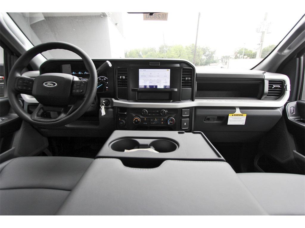 new 2025 Ford F-350 car, priced at $53,788