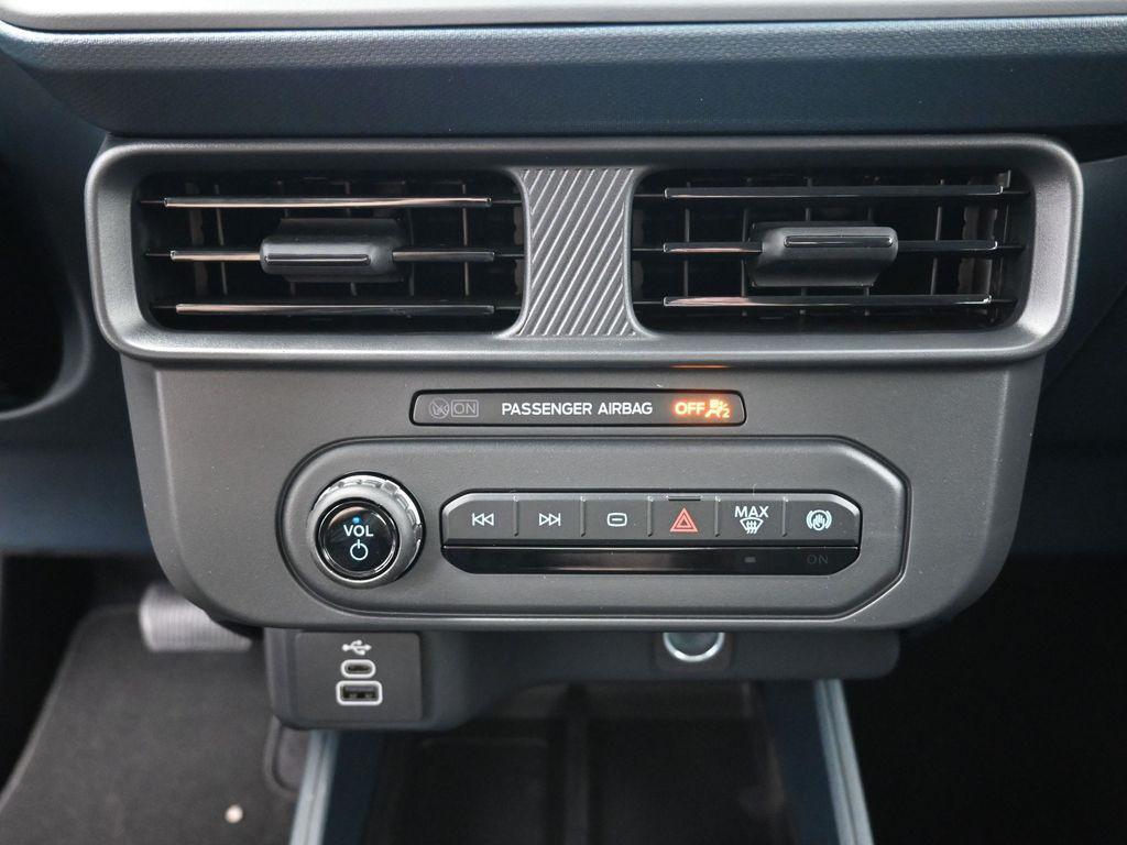 new 2025 Ford Maverick car, priced at $27,084