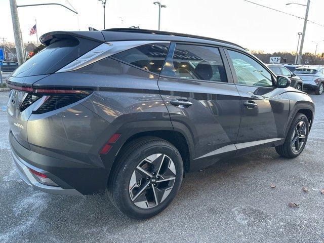 new 2025 Hyundai Tucson Hybrid car, priced at $37,687