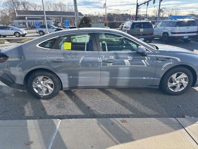 new 2025 Hyundai Sonata car, priced at $26,905