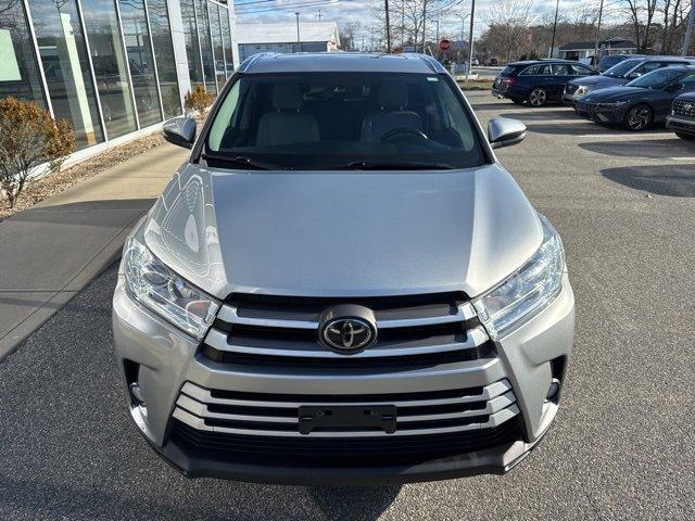 used 2018 Toyota Highlander car, priced at $26,977