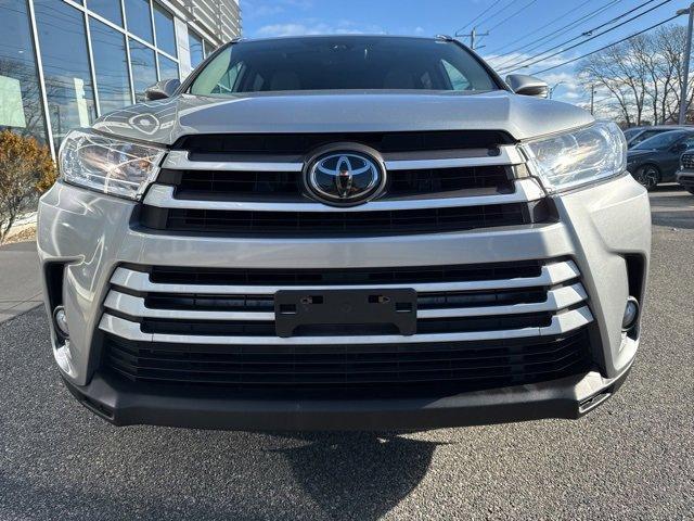 used 2018 Toyota Highlander car, priced at $26,977