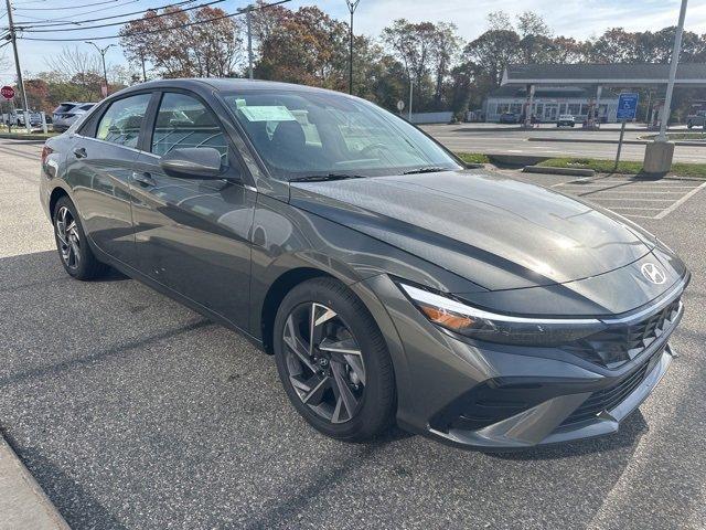 new 2025 Hyundai Elantra car, priced at $26,126