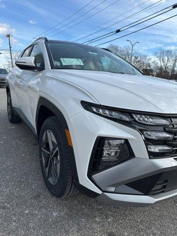 new 2025 Hyundai TUCSON Hybrid car, priced at $38,202