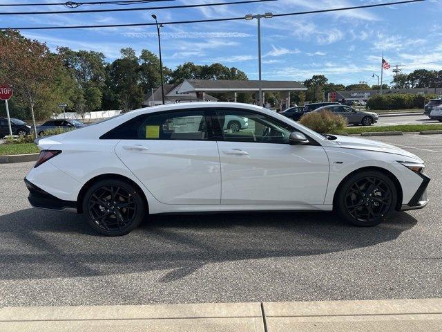 new 2025 Hyundai Elantra car, priced at $29,654