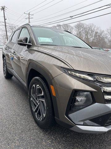 new 2025 Hyundai TUCSON Hybrid car, priced at $42,409