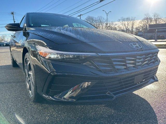 new 2025 Hyundai Elantra car, priced at $26,611