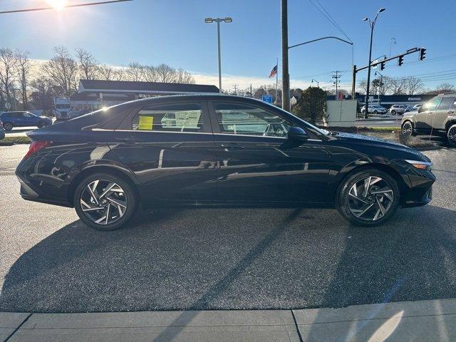 new 2025 Hyundai Elantra car, priced at $26,611