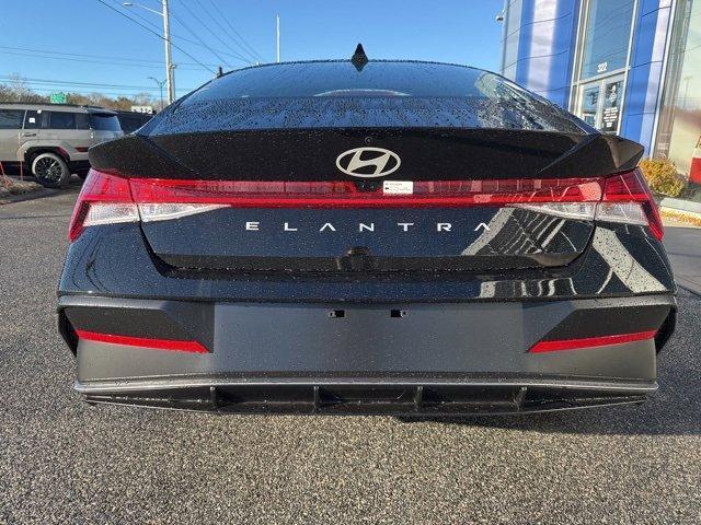 new 2025 Hyundai Elantra car, priced at $26,611