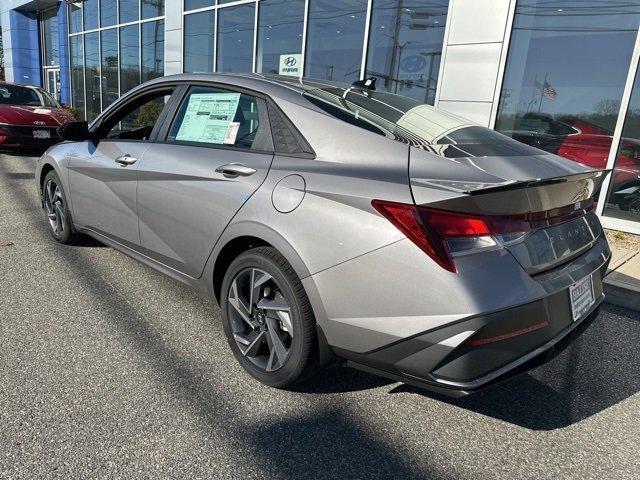 new 2025 Hyundai Elantra car, priced at $24,095