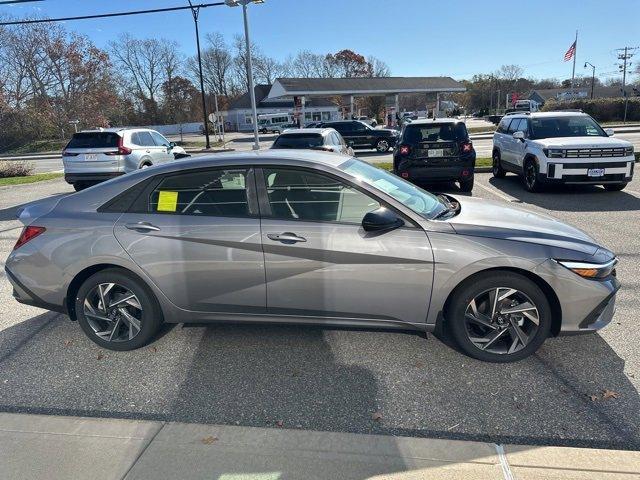 new 2025 Hyundai Elantra car, priced at $24,095