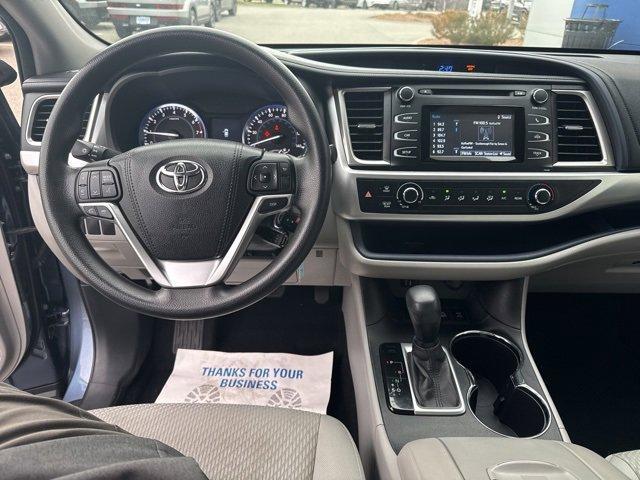 used 2015 Toyota Highlander car, priced at $19,977