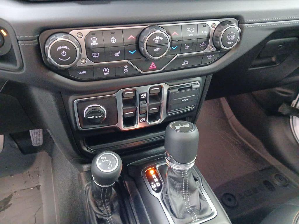 new 2026 Jeep Wrangler car, priced at $56,365