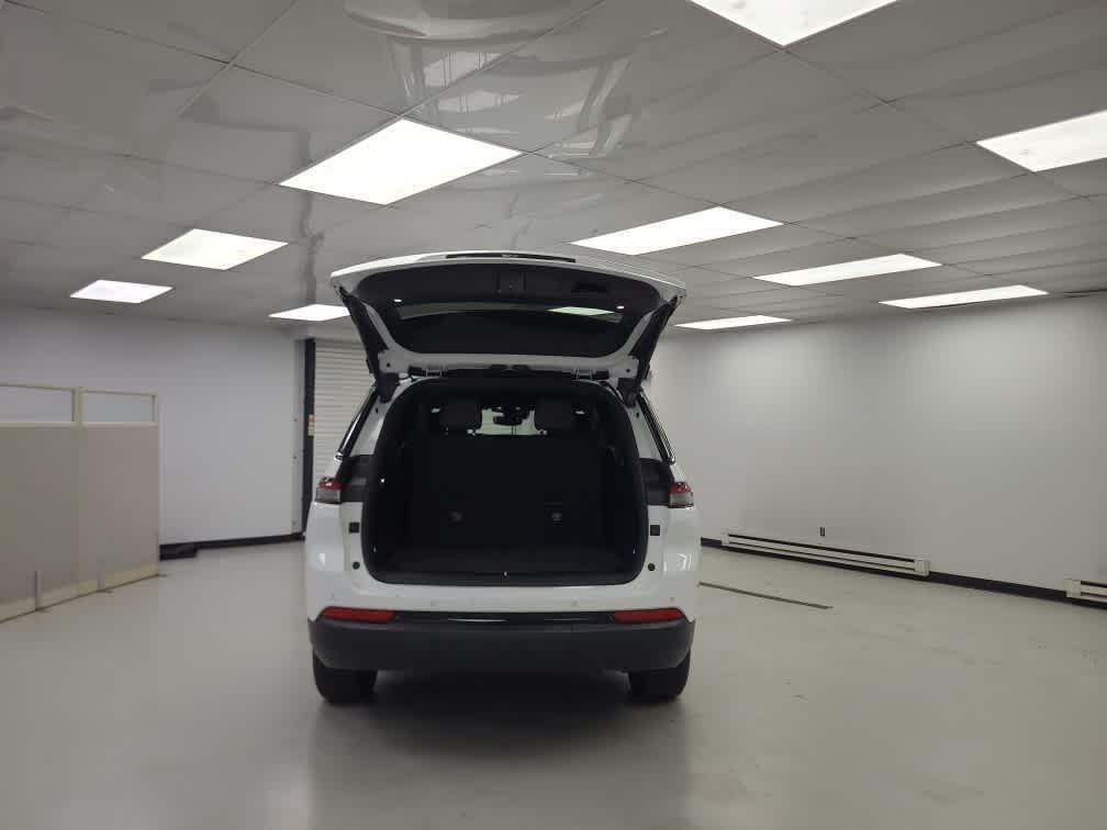 used 2024 Jeep Grand Cherokee L car, priced at $28,390