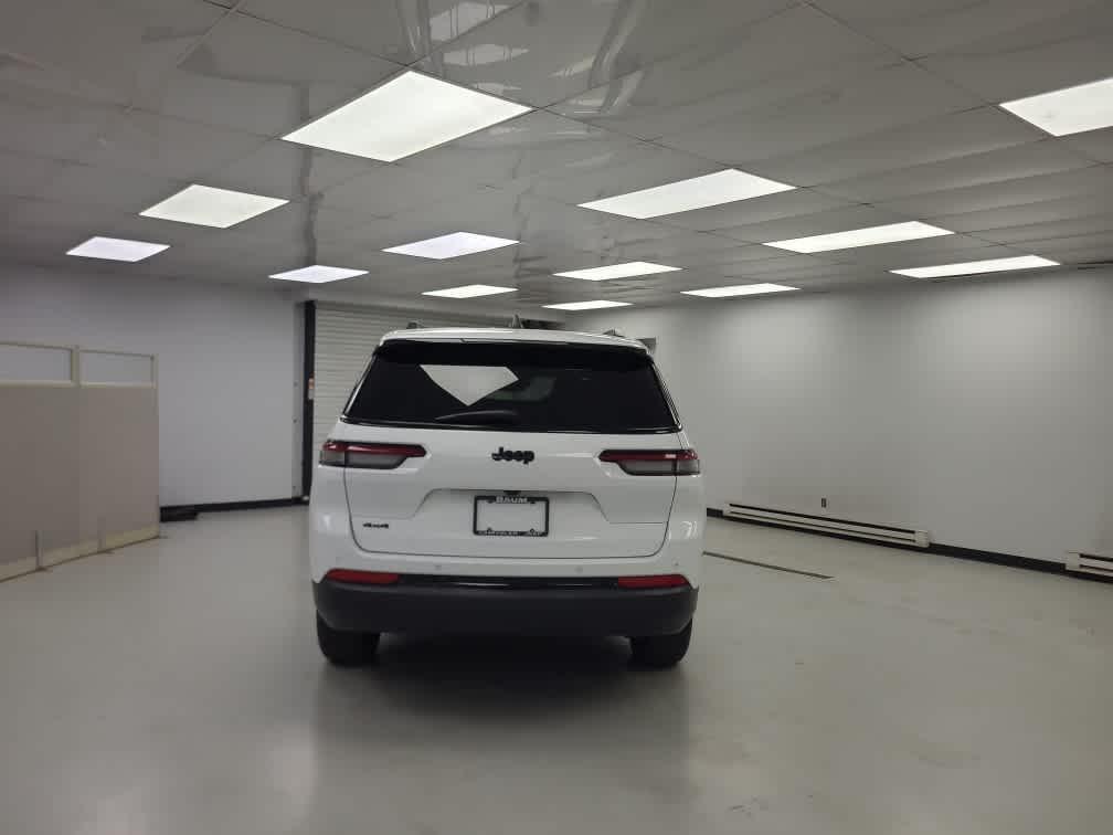 used 2024 Jeep Grand Cherokee L car, priced at $28,390