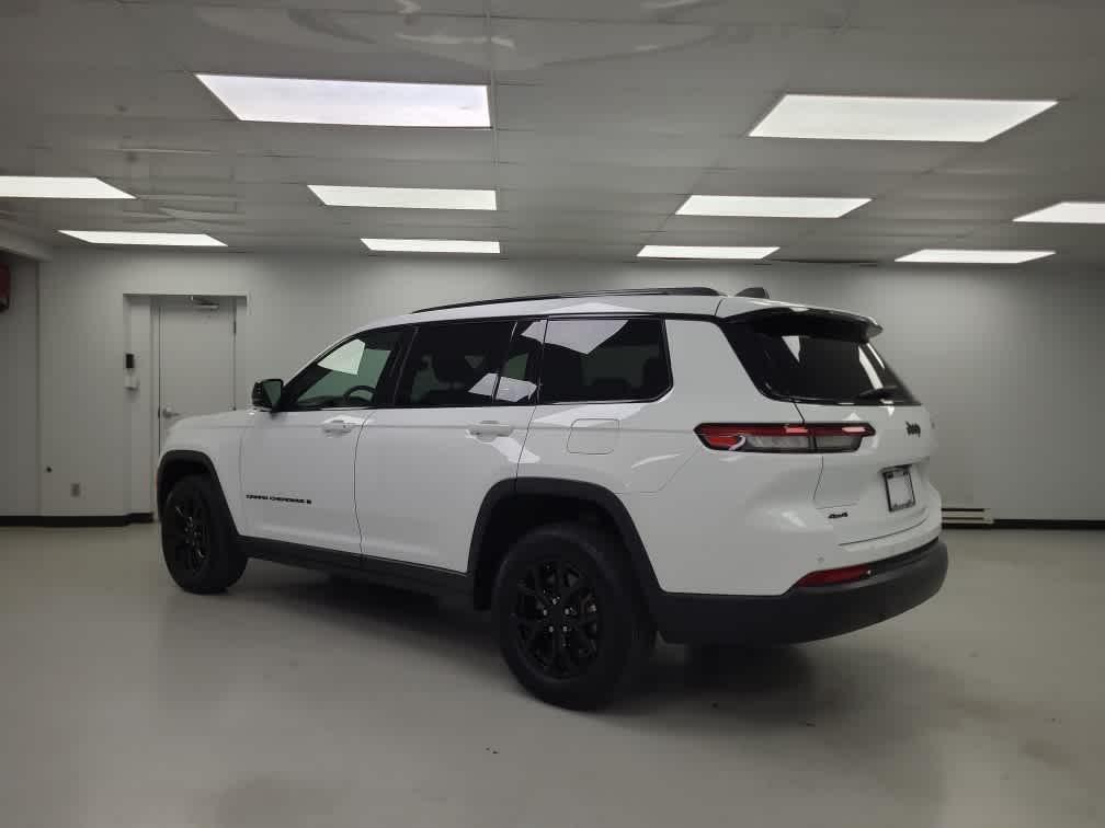 used 2024 Jeep Grand Cherokee L car, priced at $28,390