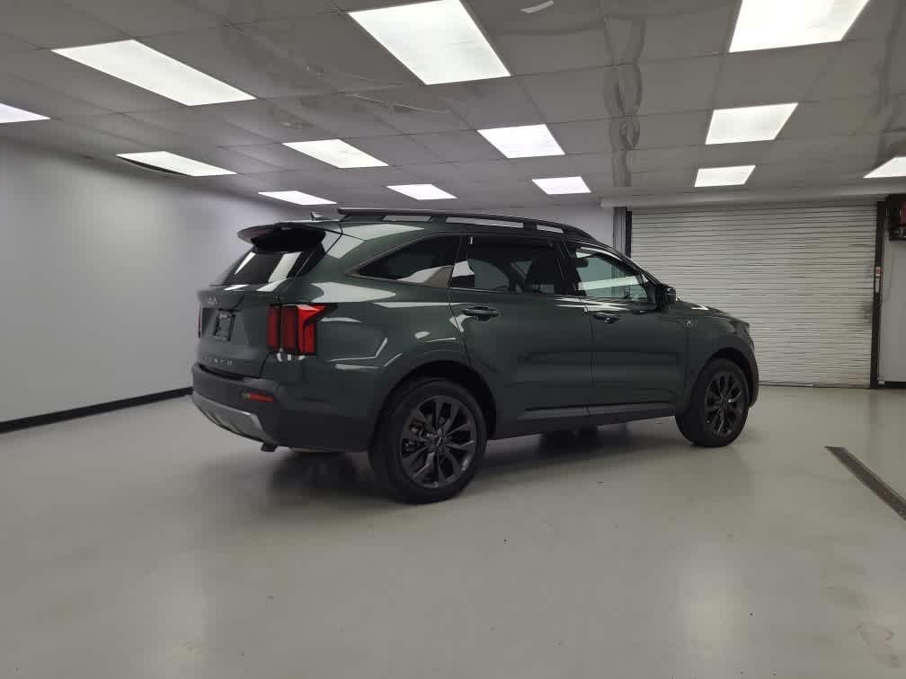 used 2022 Kia Sorento car, priced at $23,490