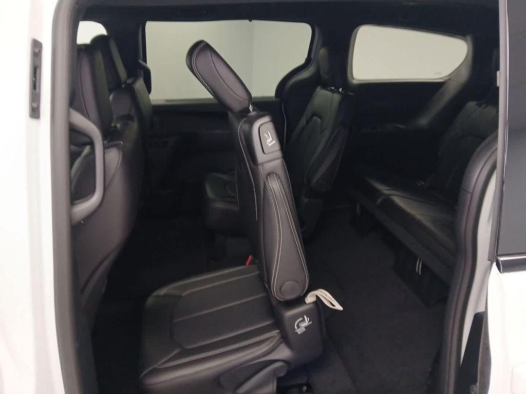 new 2026 Chrysler Pacifica car, priced at $45,110