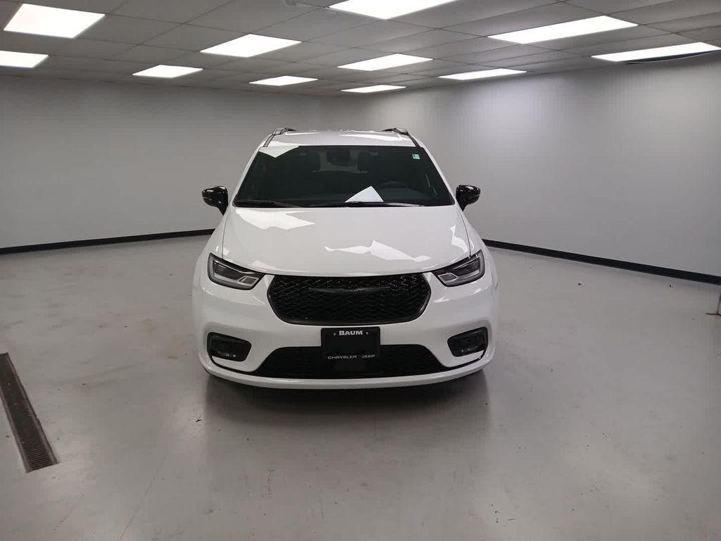 new 2026 Chrysler Pacifica car, priced at $45,110