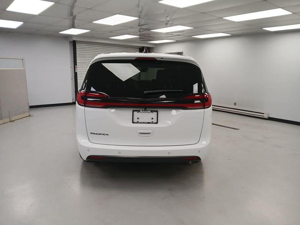 new 2026 Chrysler Pacifica car, priced at $46,185