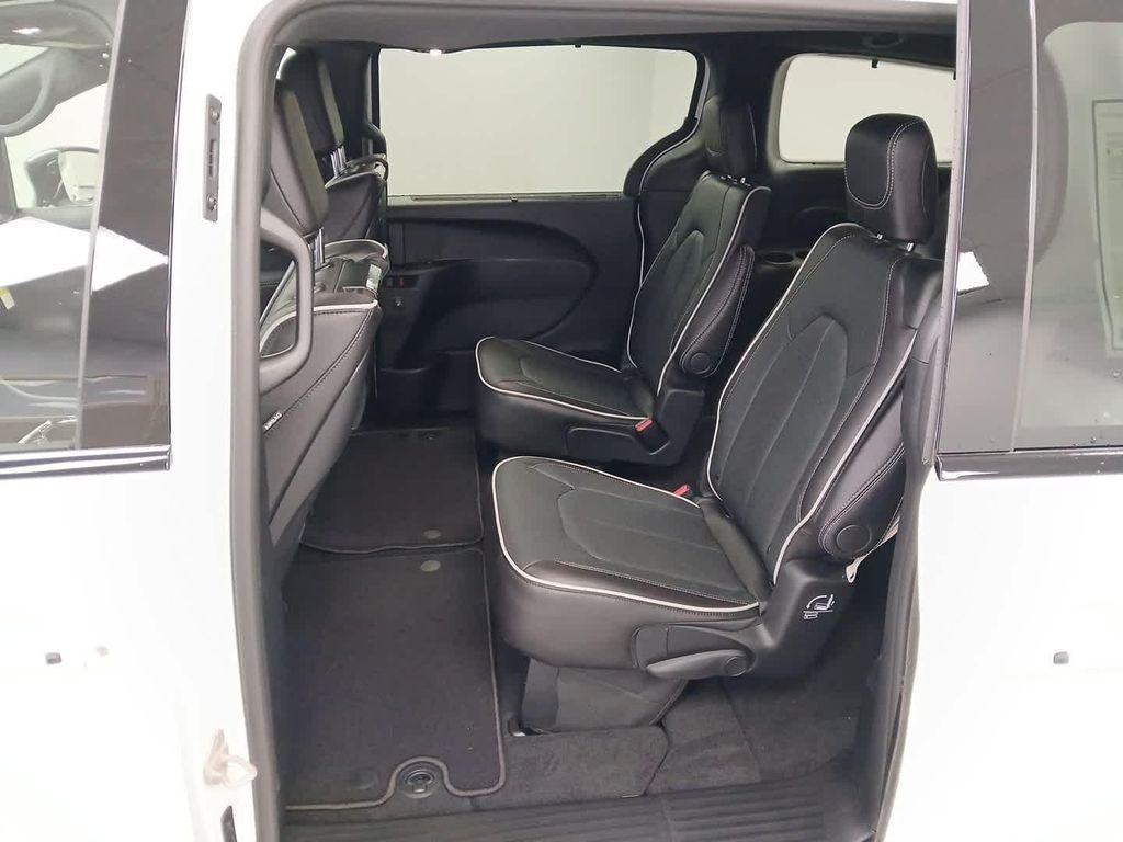 new 2026 Chrysler Pacifica car, priced at $53,295