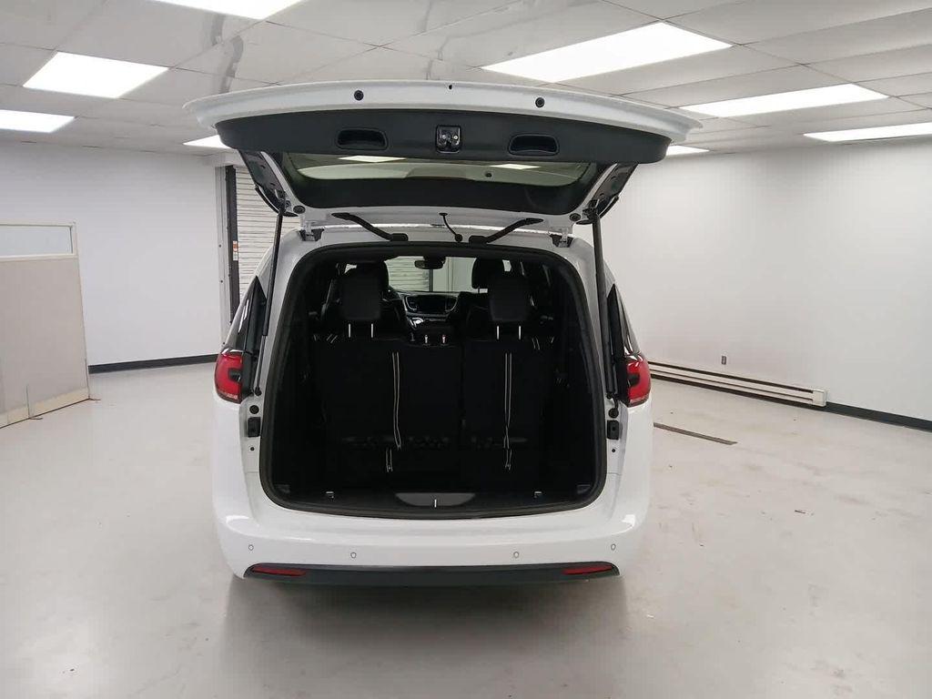 new 2026 Chrysler Pacifica car, priced at $53,295