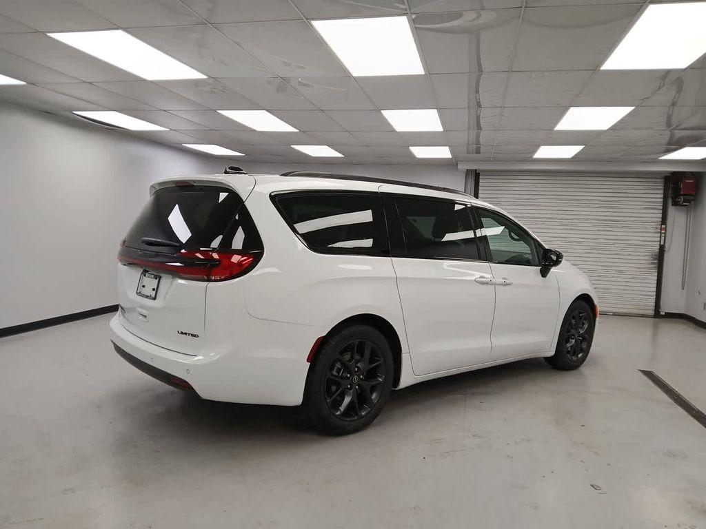 new 2026 Chrysler Pacifica car, priced at $53,295