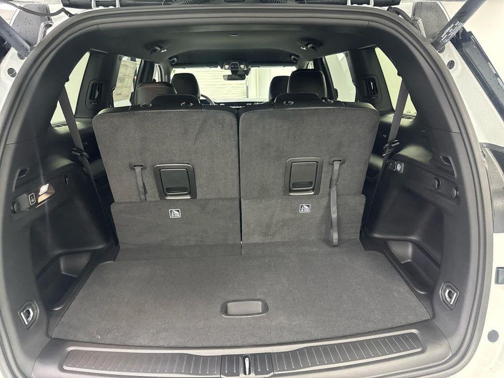 new 2025 Jeep Grand Cherokee L car, priced at $44,900