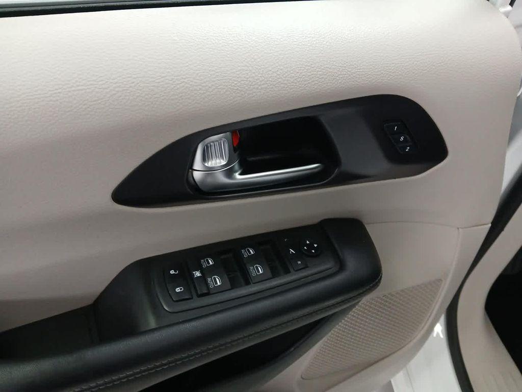 used 2020 Chrysler Pacifica car, priced at $20,990