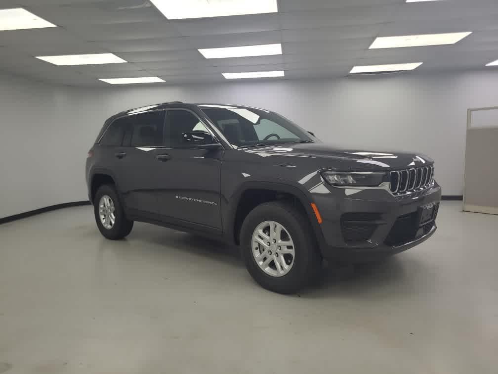 new 2025 Jeep Grand Cherokee car, priced at $39,420