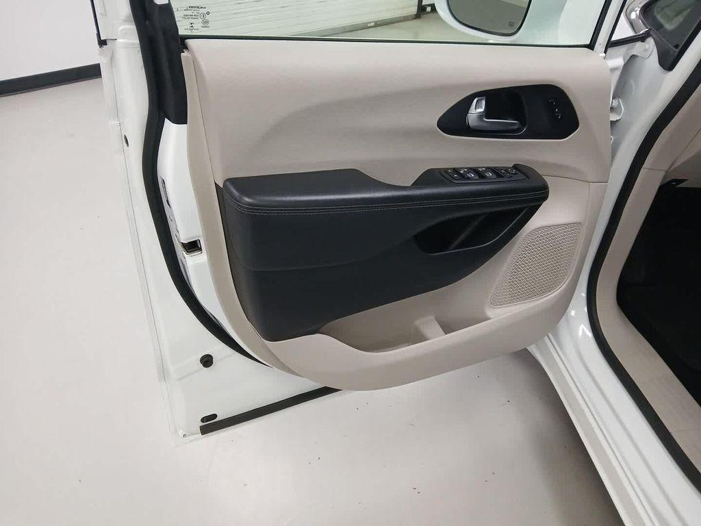 used 2020 Chrysler Pacifica car, priced at $22,490