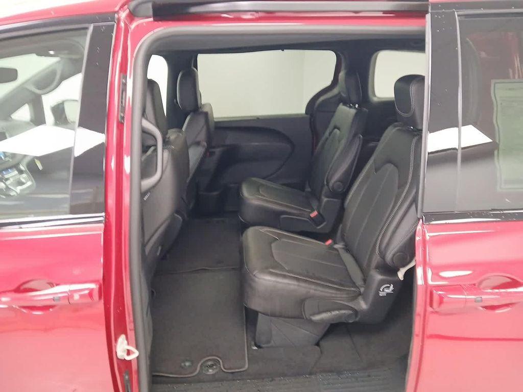new 2026 Chrysler Pacifica car, priced at $45,605