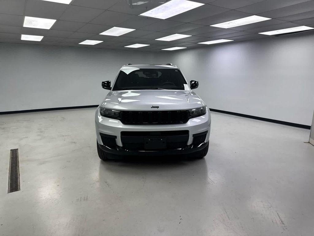 used 2024 Jeep Grand Cherokee L car, priced at $28,990