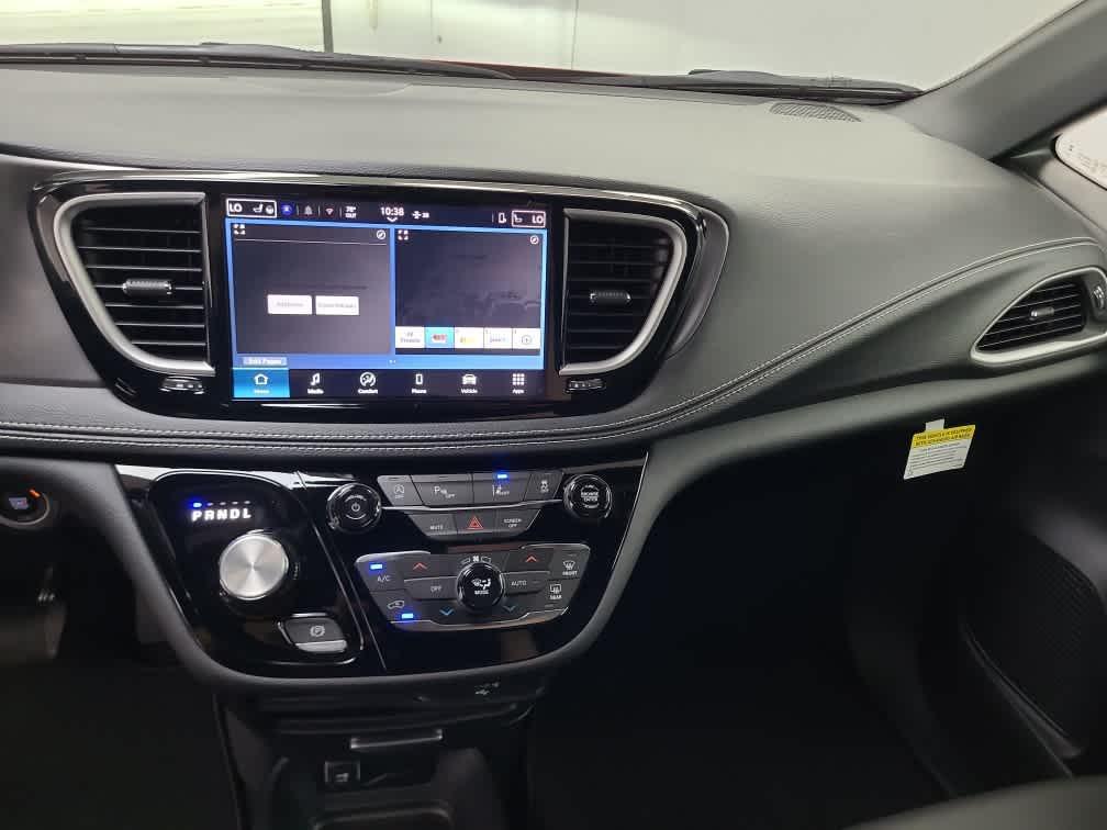 new 2026 Chrysler Pacifica car, priced at $44,785