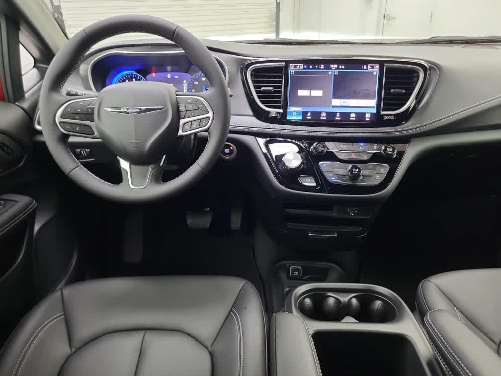 new 2026 Chrysler Pacifica car, priced at $44,785