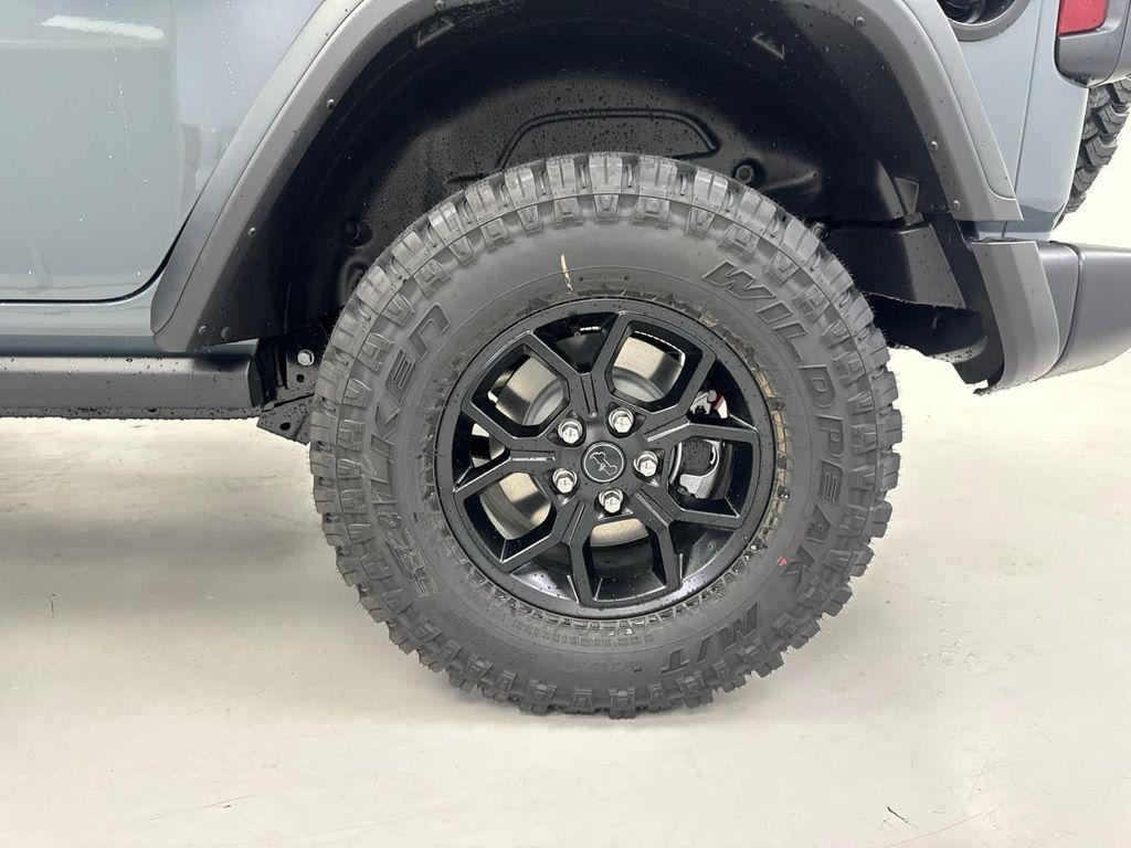 new 2025 Jeep Wrangler car, priced at $51,075
