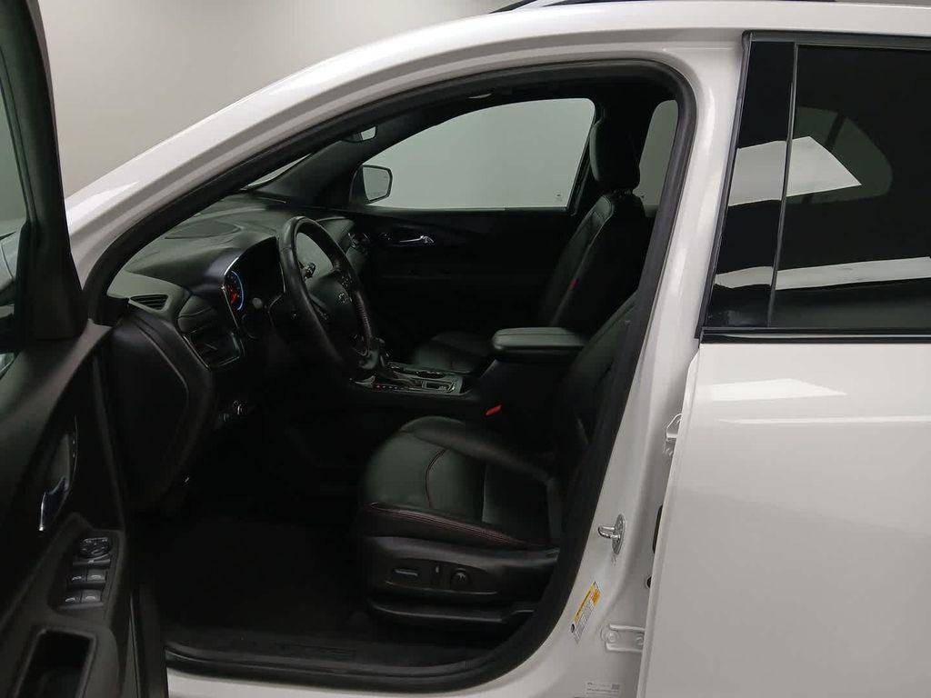 used 2022 Chevrolet Equinox car, priced at $23,990