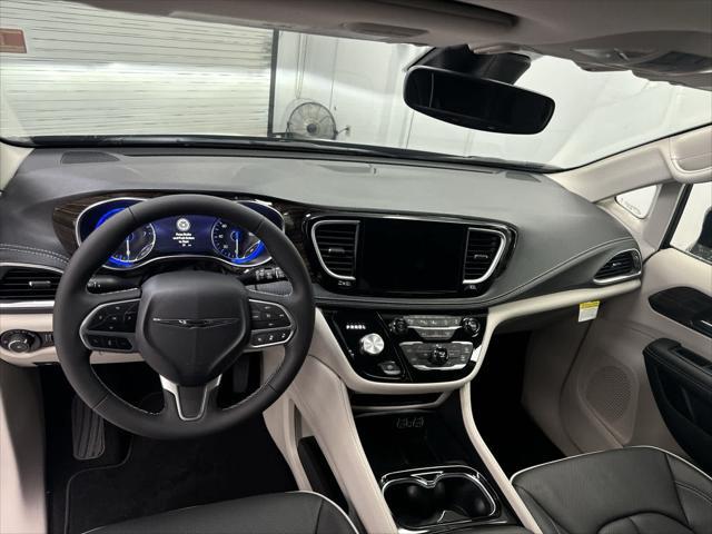 new 2024 Chrysler Pacifica car, priced at $51,465