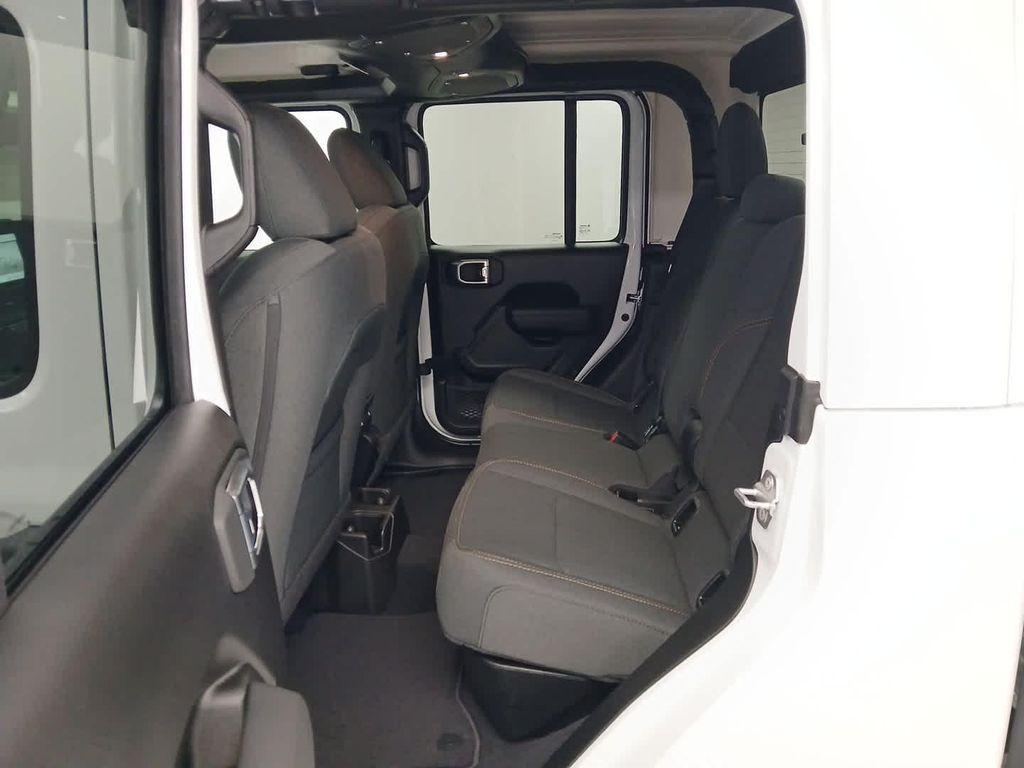 new 2026 Jeep Gladiator car, priced at $48,705