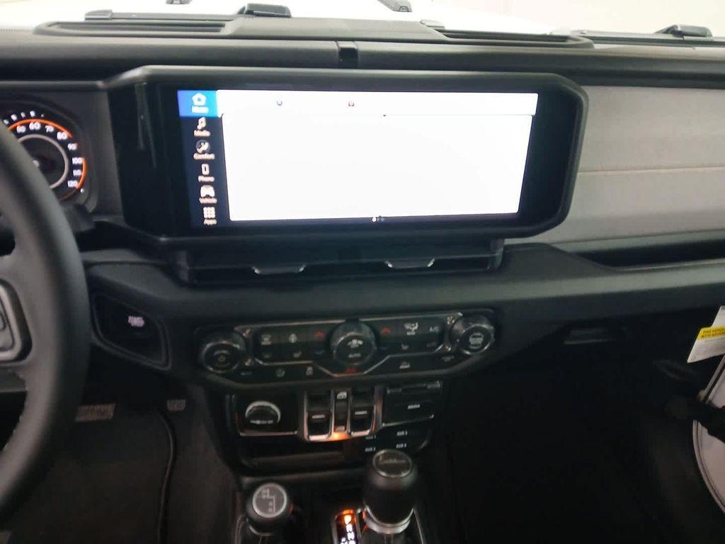 new 2026 Jeep Gladiator car, priced at $48,705