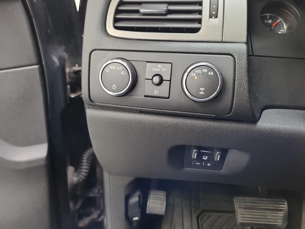 used 2013 Chevrolet Avalanche car, priced at $11,990