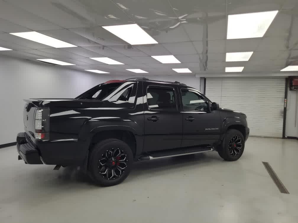used 2013 Chevrolet Avalanche car, priced at $11,990