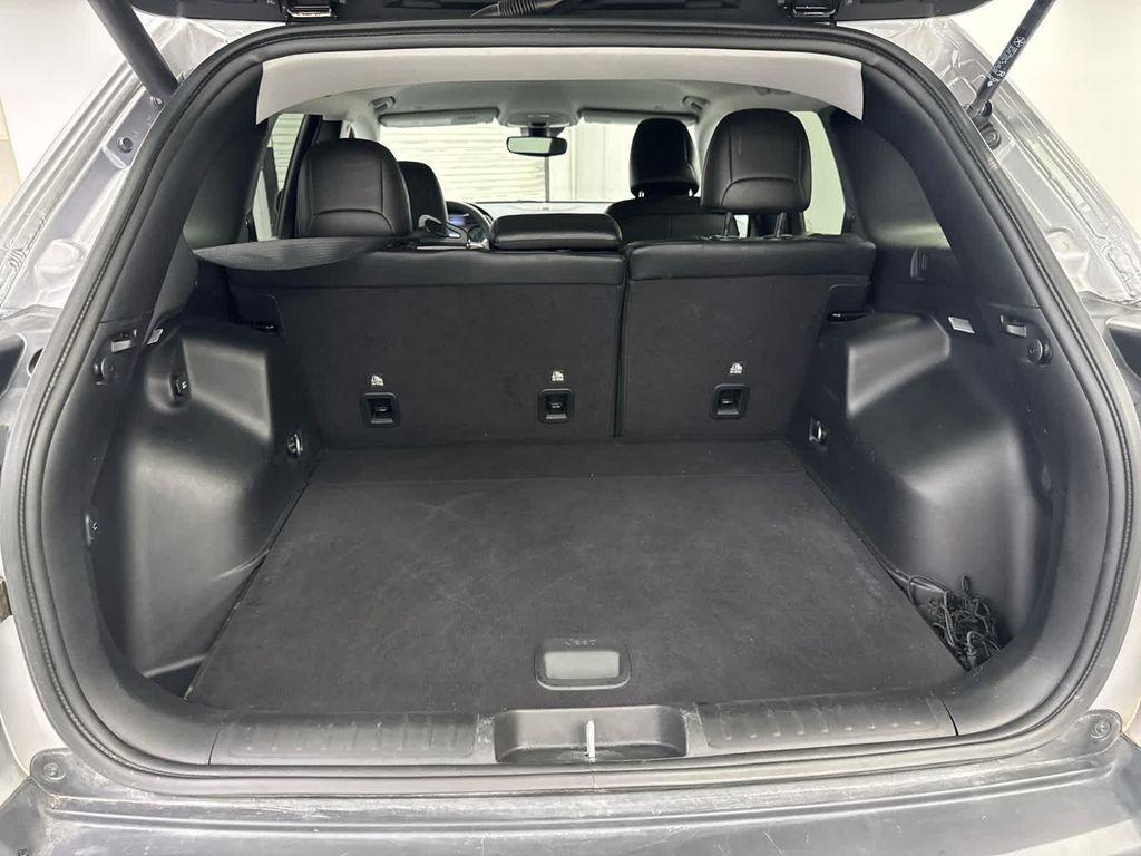 used 2022 Jeep Cherokee car, priced at $21,290