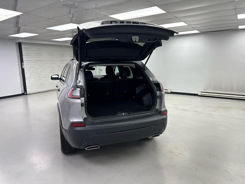 used 2022 Jeep Cherokee car, priced at $21,290