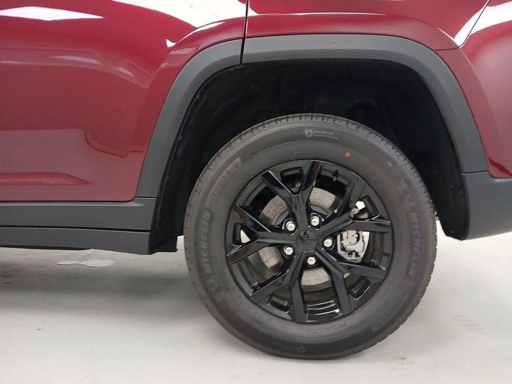 new 2025 Jeep Grand Cherokee car, priced at $42,730